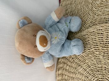 Doudou Ours marron bleu blanc Nicotoy Fleur Marguerite brodée