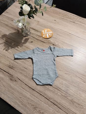 Body kimbaloo 1 mois