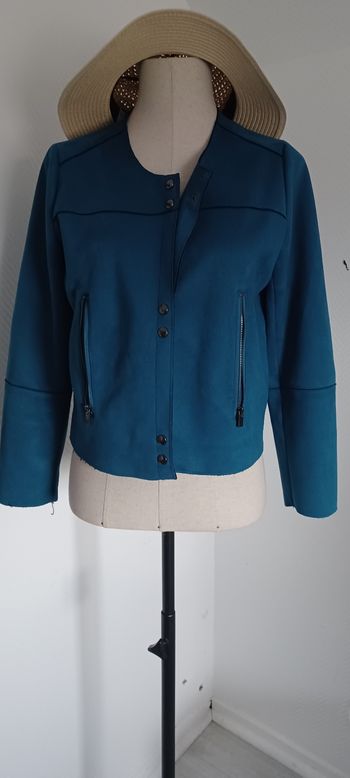 Très jolie veste femme T M