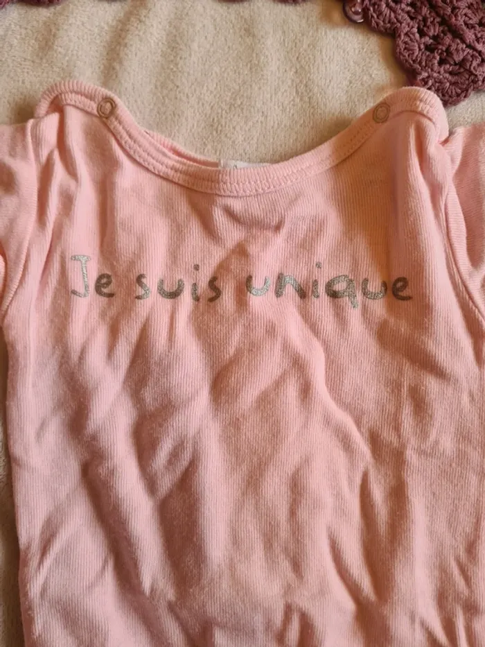 Lot vêtements 3 mois fille - photo numéro 2