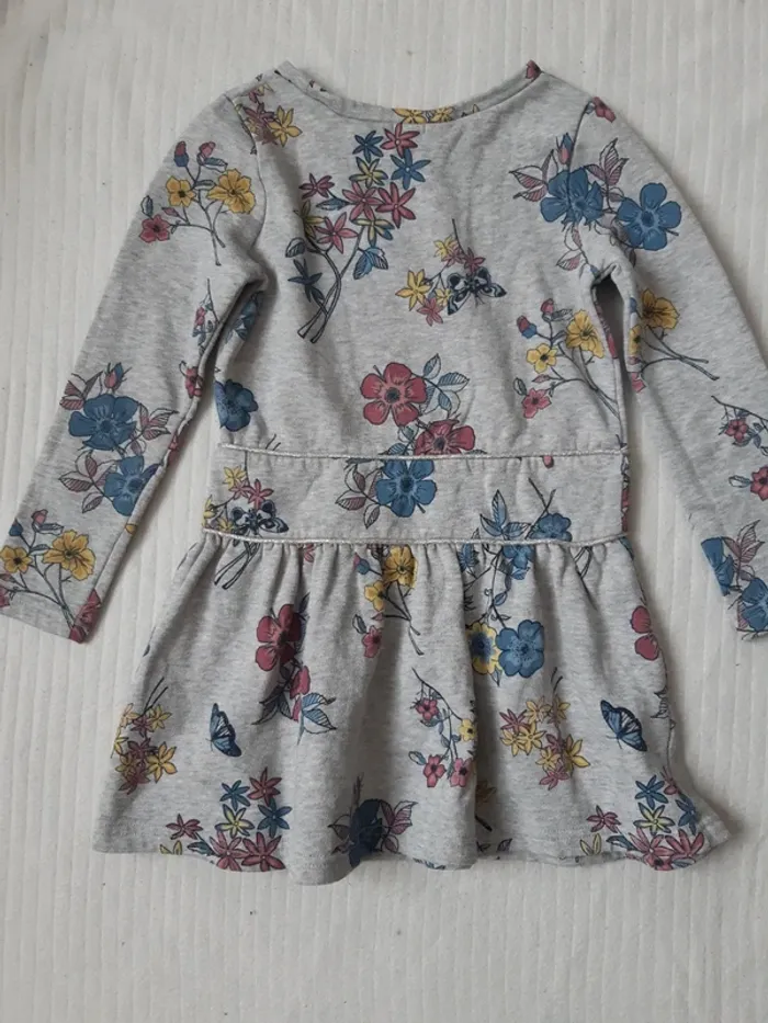 Robe manches longues fleurs Kiabi 6 ans - photo numéro 5