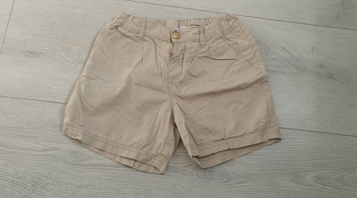 Short garçon 128 cm H&M - photo numéro 1