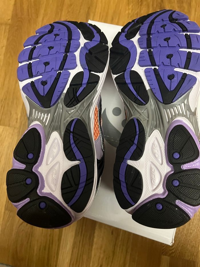 Saucony pro grid omni 9 rose/violet - photo numéro 5