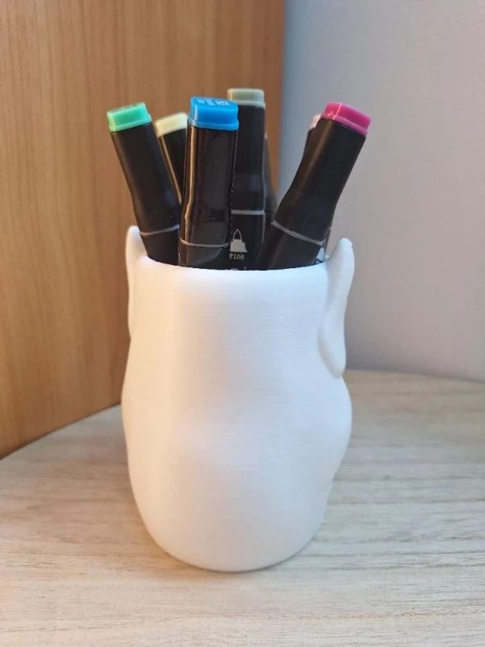 Pot à crayon avec feutres neuf - photo numéro 4
