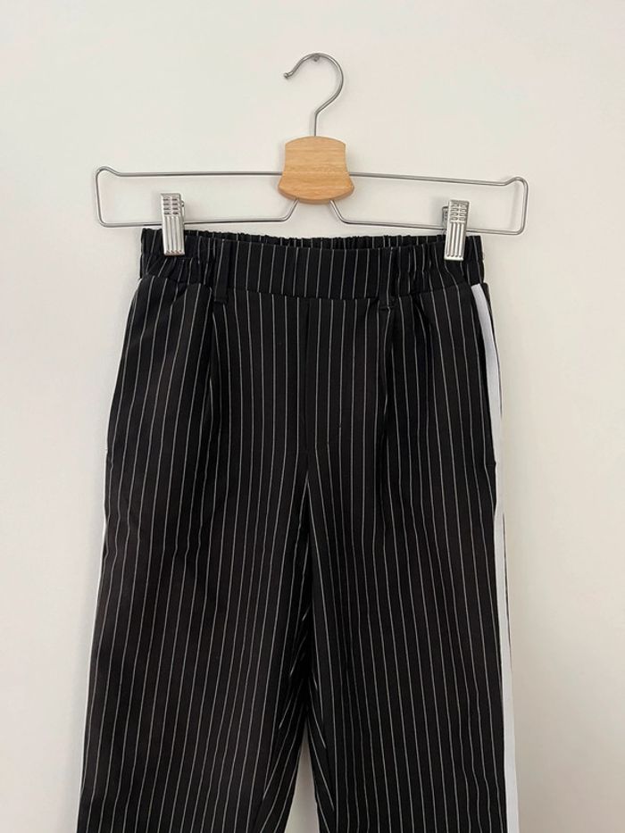pantalon habillé à rayures