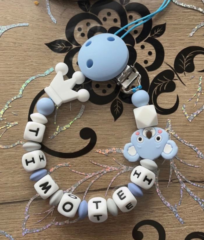 Attache tétine - photo numéro 4