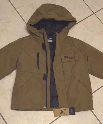 (Neuf non porté) 🏷😍🥰💙 superbe parka 4 ans garçon 💙💙🥰😍