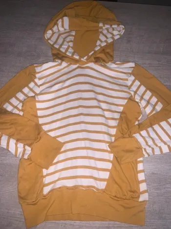 Pull rayé 13/14 ans