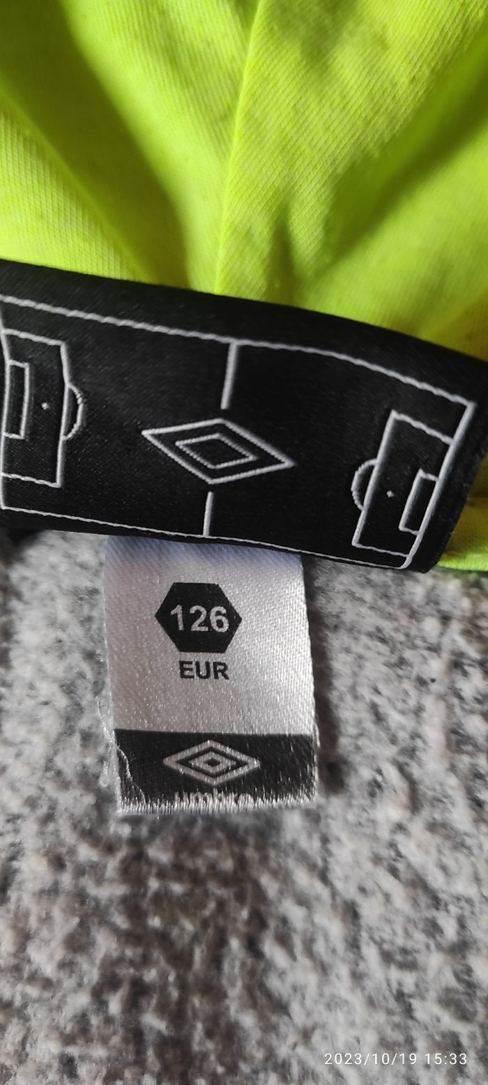 Veste de survêtement umbro 7 ans - photo numéro 12