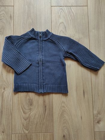 Gilet col montant 12 mois