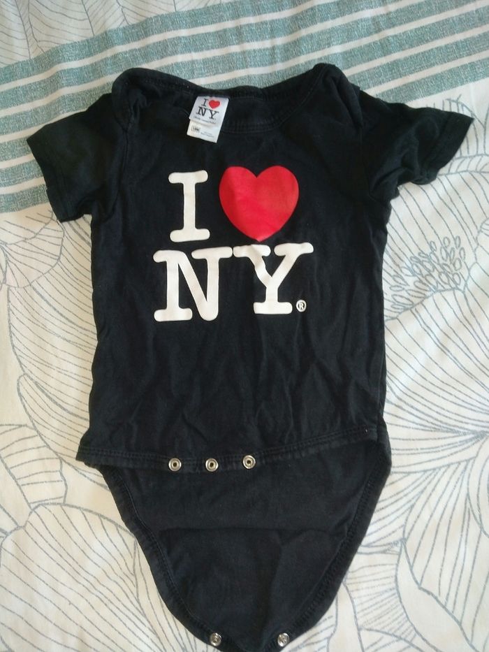 Bodies 18 mois I love NY