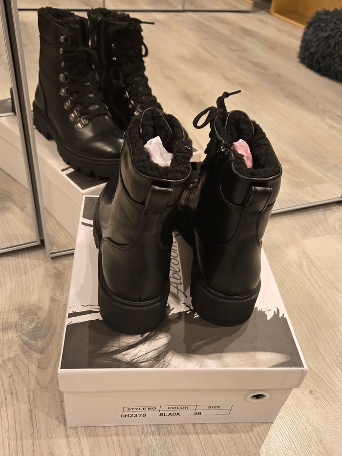 Bottines simili noir à lacets P38 Abloom neuves - photo numéro 6