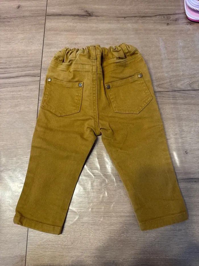 Pantalon moutarde - photo numéro 2