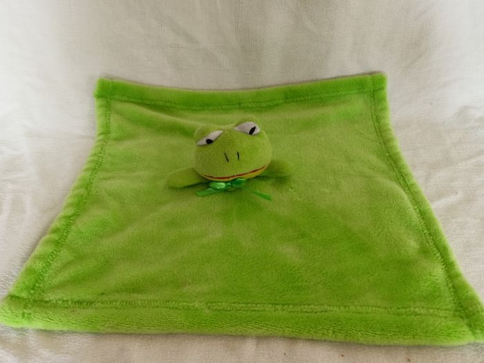 Doudou grenouille hochet 38 cm