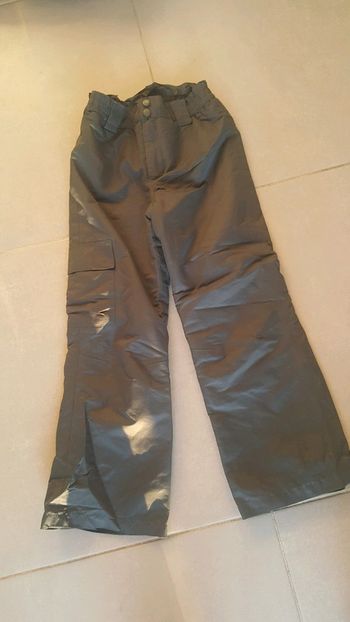Pantalon de ski gris go sport neuf 10 ans