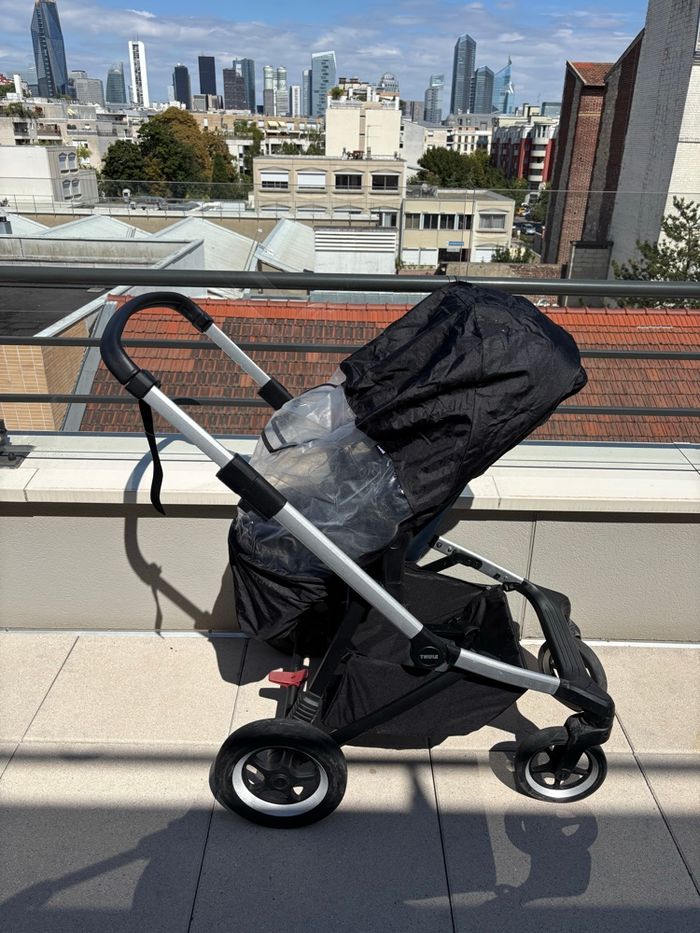 Poussette double SLEEK  marque THULE - photo numéro 9