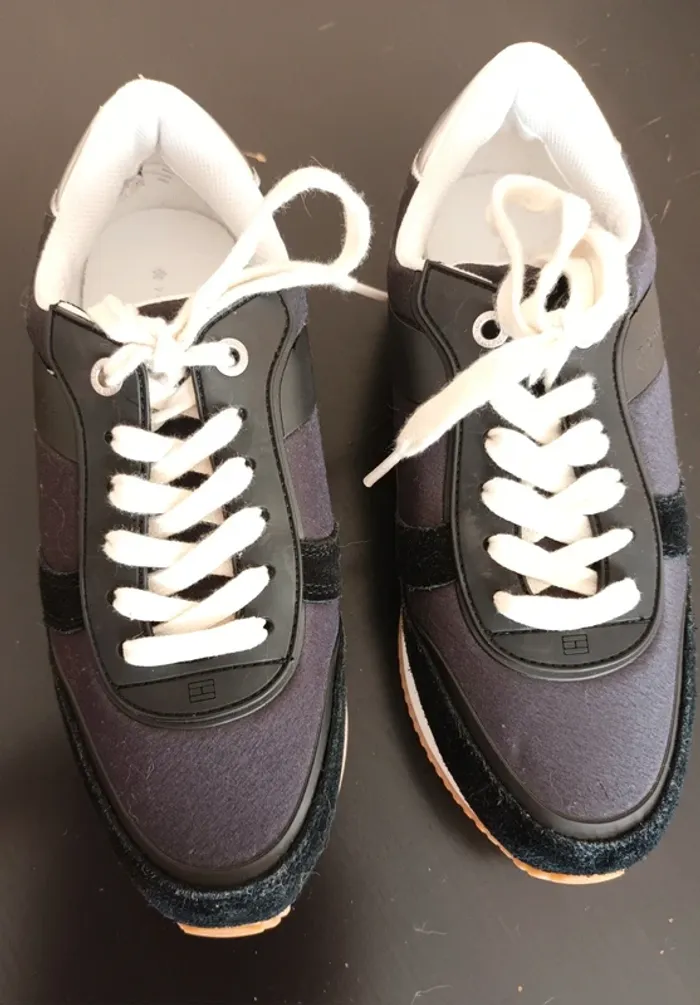 Basket noir femme tommy hilfiger taille 37 neuf - photo numéro 2