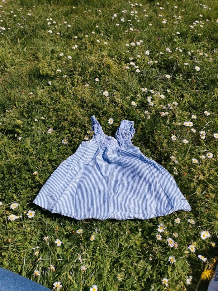 Robe vertbaudet - photo numéro 2