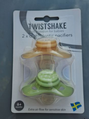 Lot de 2 sucettes/ Twistshake