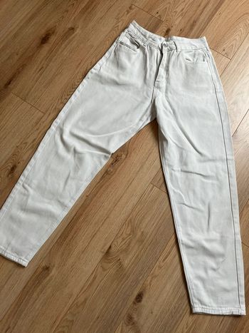 Jean mom blanc