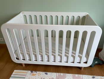 Lit bébé et son Matelas