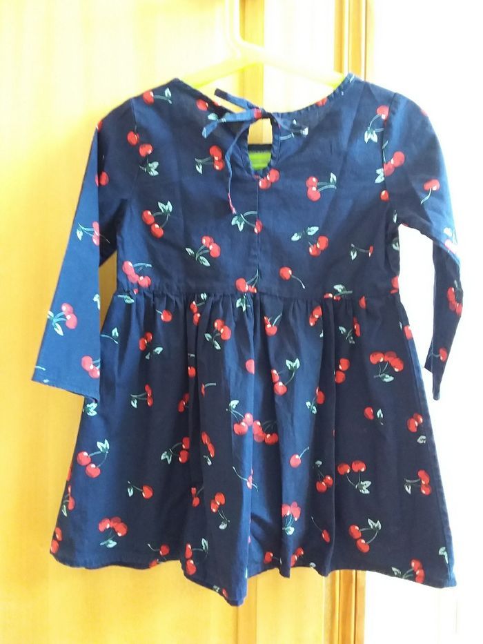 Robe marine à motif cerises en taille 3 ans - photo numéro 5