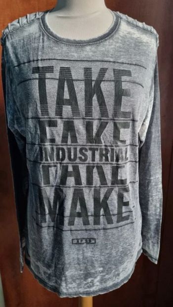 T-shirt manches longues effet délavé avec écriture 2xl