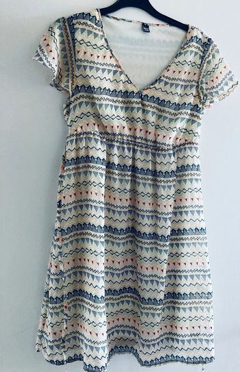 Robe d’été pimkie taille 38 à motif bleu jaune