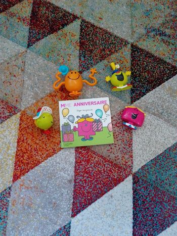 Livre + figurines