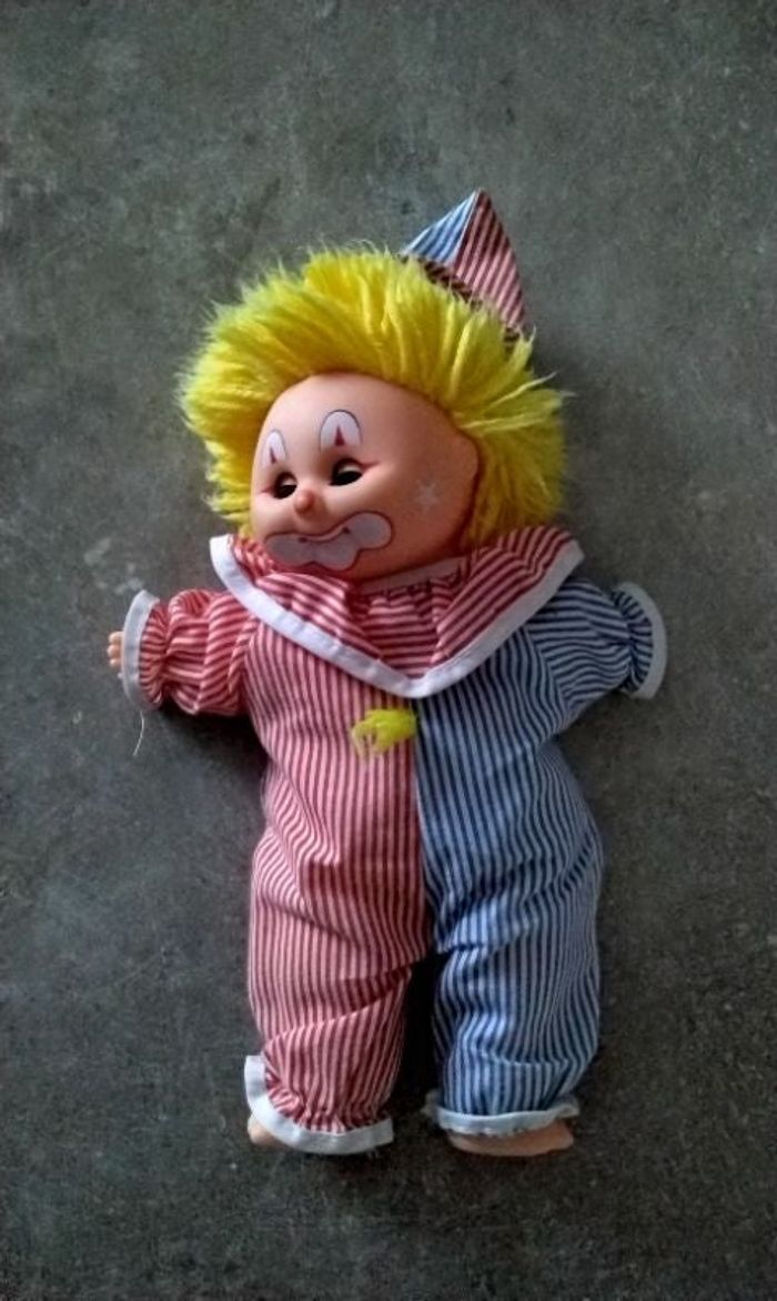Poupée clown