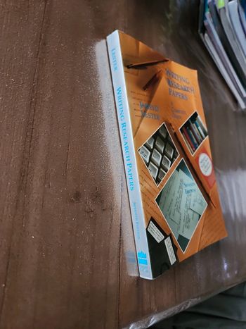 Livre : Writing research papers