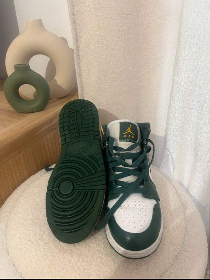 Air Jordan 1 mid Sonics - photo numéro 3