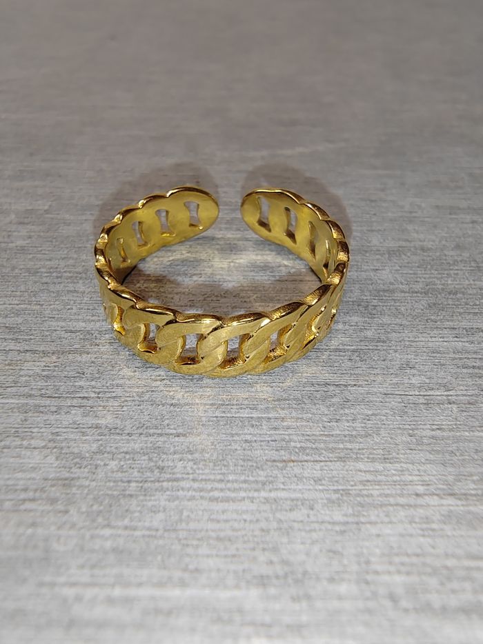 Bague - photo numéro 1