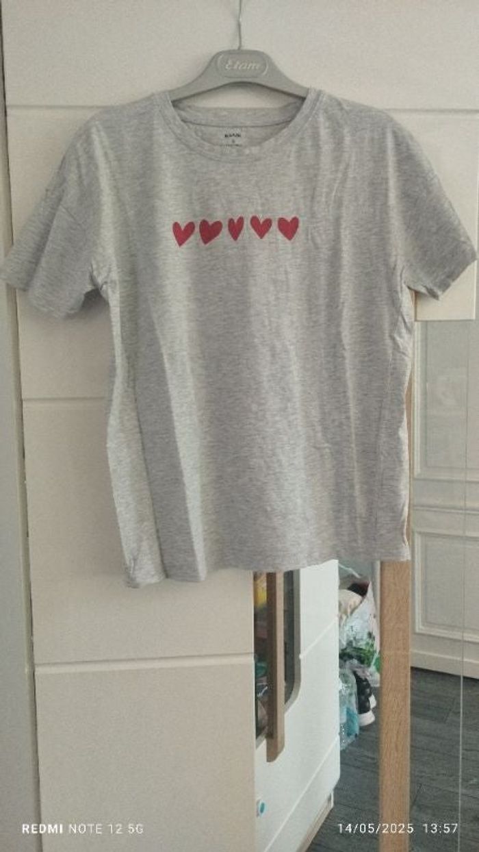 Tee shirt coeur Kiabi