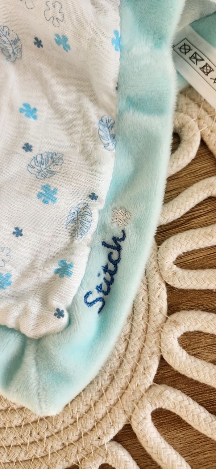 Doudou Lange Bébé Disney Stitch Bleu blanc neuf - photo numéro 7