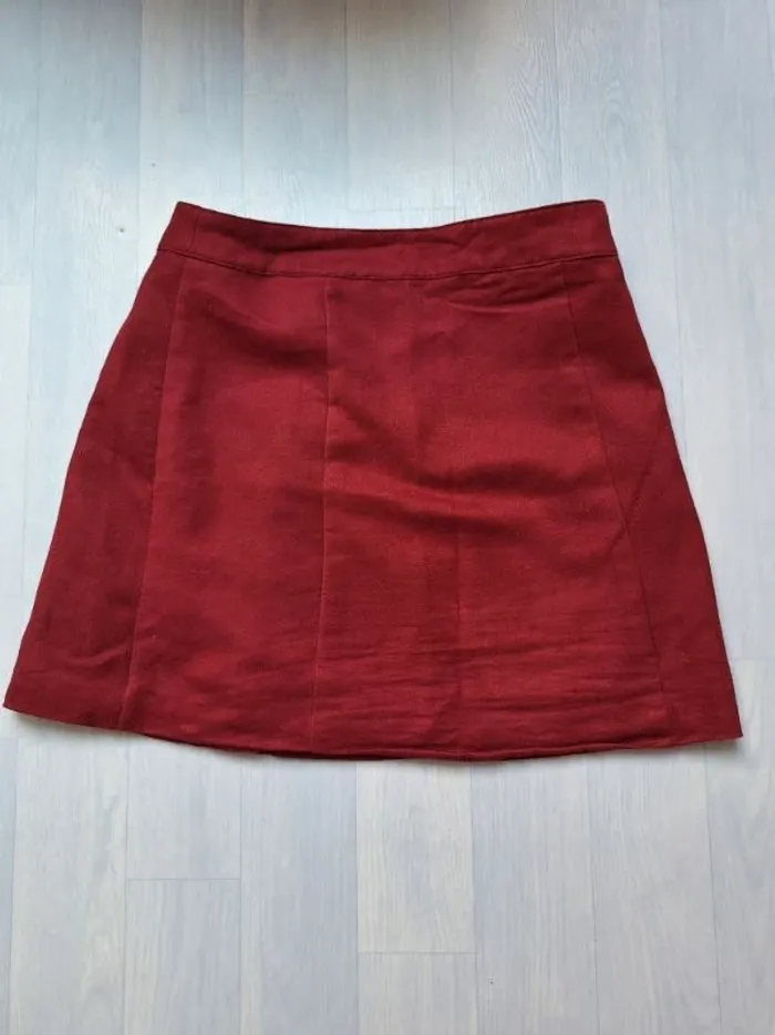 Jupe rouge bordeaux style daim H&M - photo numéro 5