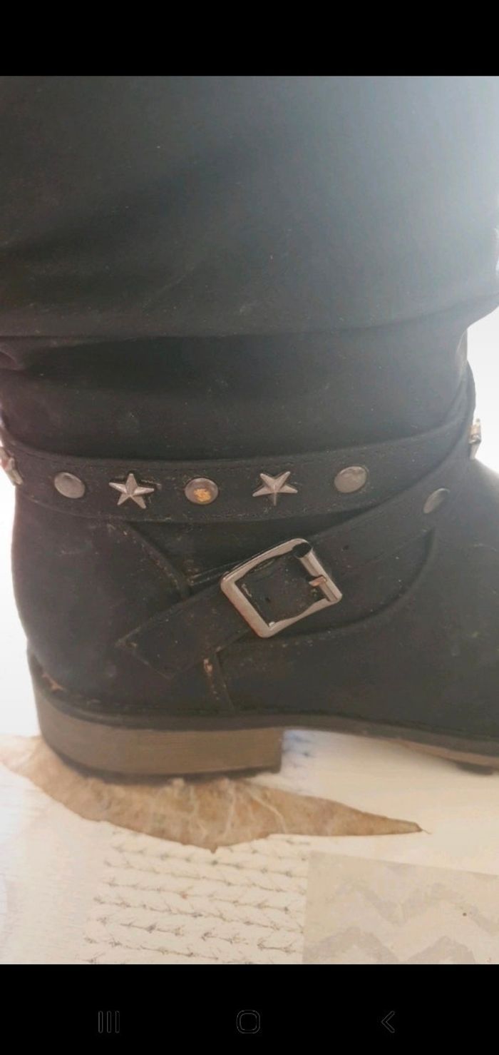 Bottes taille 35 - photo numéro 4