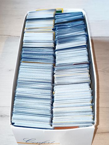 Lot de 100 cartes Pokémon VF en très bon état 