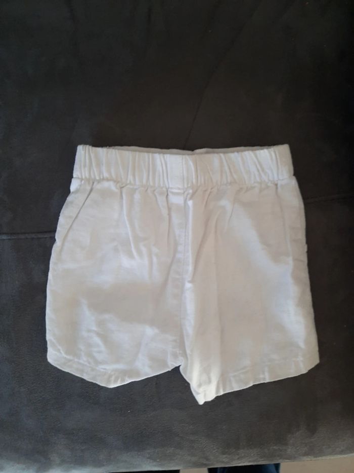 Short 6 mois - photo numéro 3