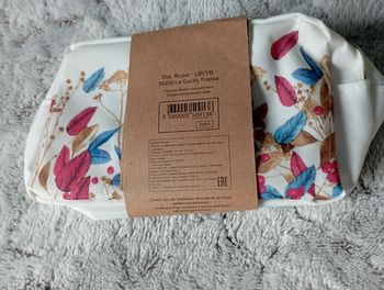 Trousse à deux compartiments