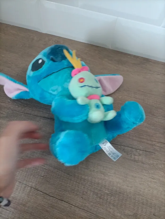 Peluche Stitch avec Souillon 25cm - photo numéro 7