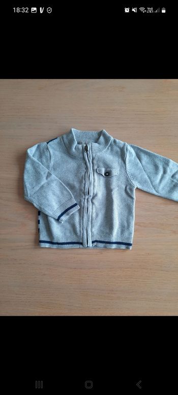Gilet zippé 6 mois