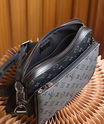 Sacoche lv avec son carton