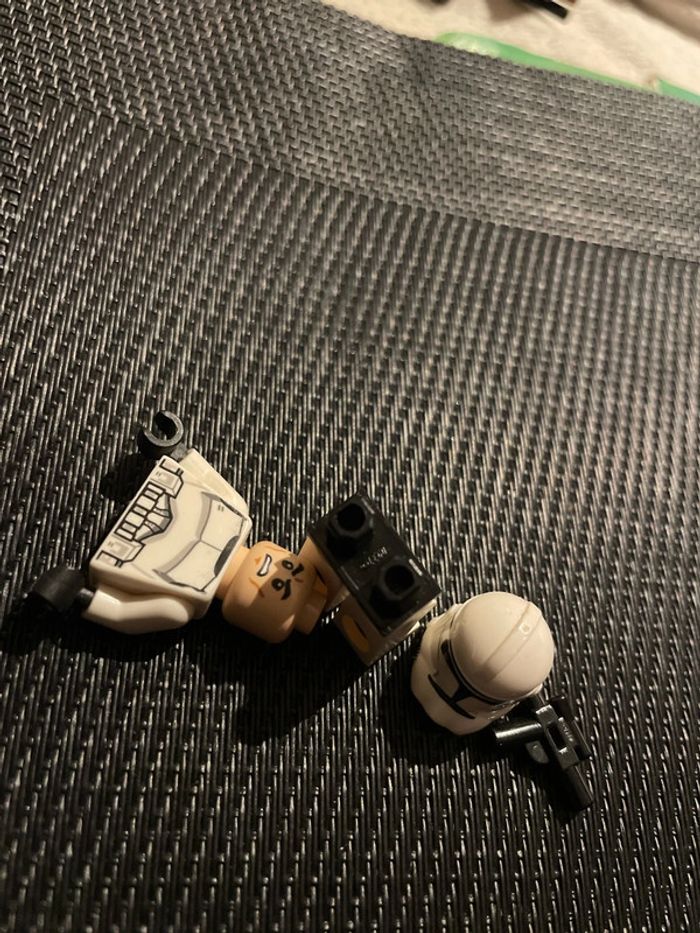 Lego Star Wars figurine clone trooper phase 2 sw0541 minifigure Lego 75028 officiel - photo numéro 6