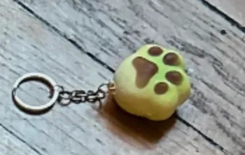 Squishi ou Muchi: porte clé patte