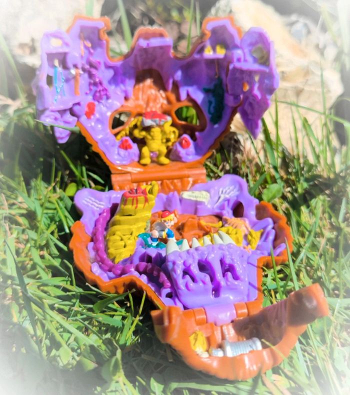 Boîte mini micro figurine petite mighty max bluebird pocket monster rat doom zone Hellcat grapples - photo numéro 19