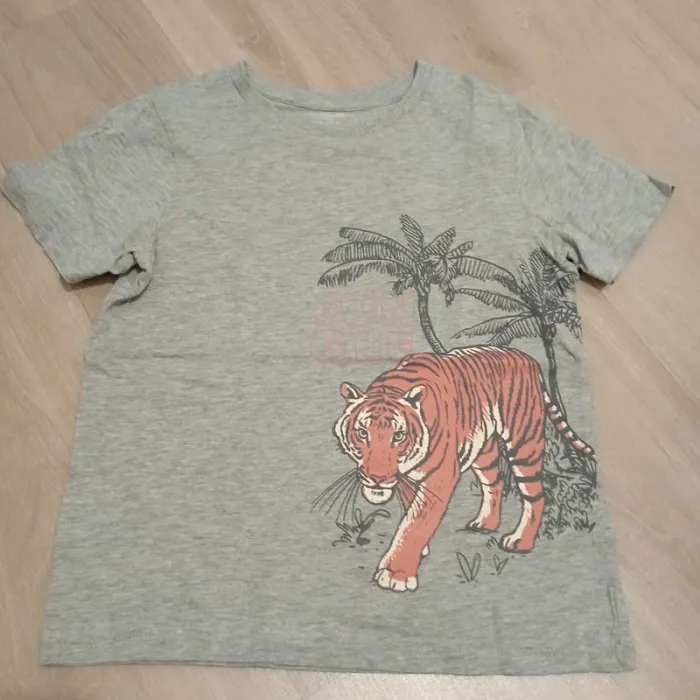 Lot de 4 t-shirts MC 8 ans - photo numéro 8