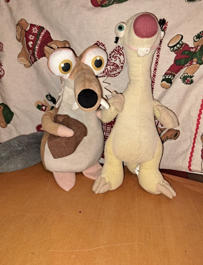 Lot de peluches divers