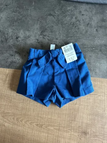 Short bébé