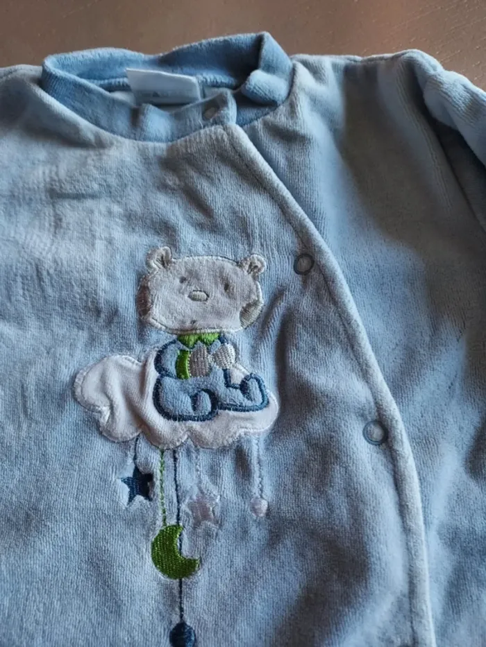 lot 3 pyjamas 9 mois - photo numéro 9
